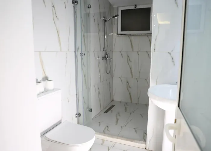 Central Apartments *