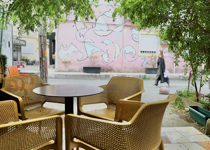 アパート Central Apartments *