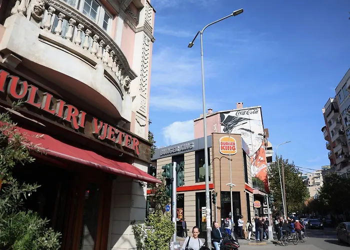 Central Apartments * ティラナ